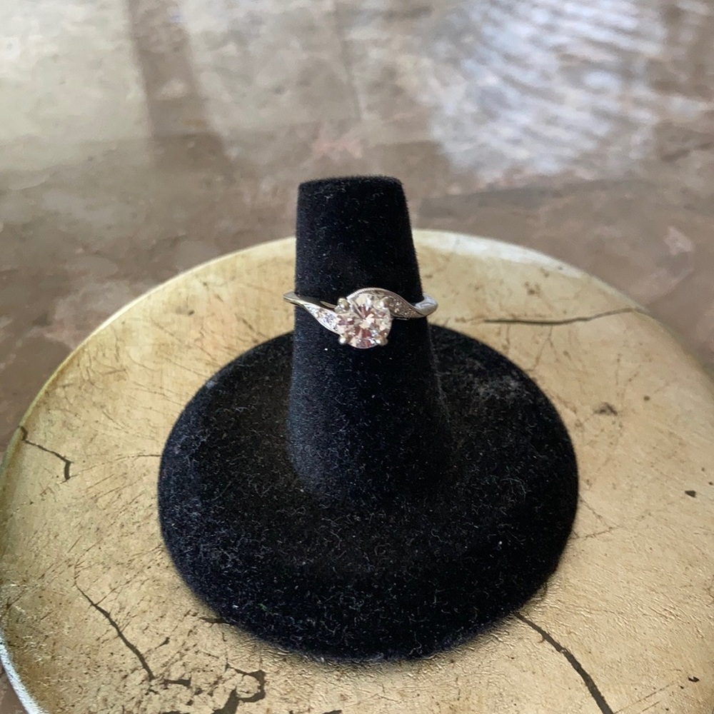 SOLD Diamond engagement ring